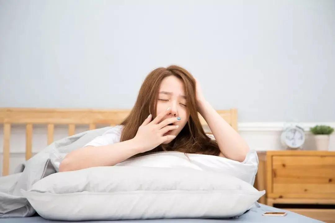 早起出現4個(gè)癥狀，提示你血壓升高了!