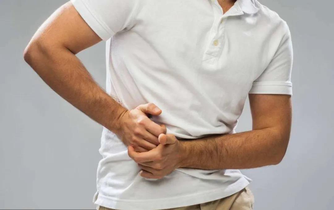 肚子硬，易得??！灸透4穴，腹部軟如棉，百病懶得纏！